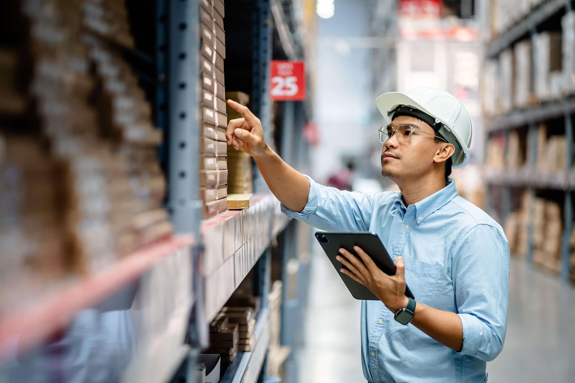 Monitor inventory levels and control stock efficiently across all warehouses.